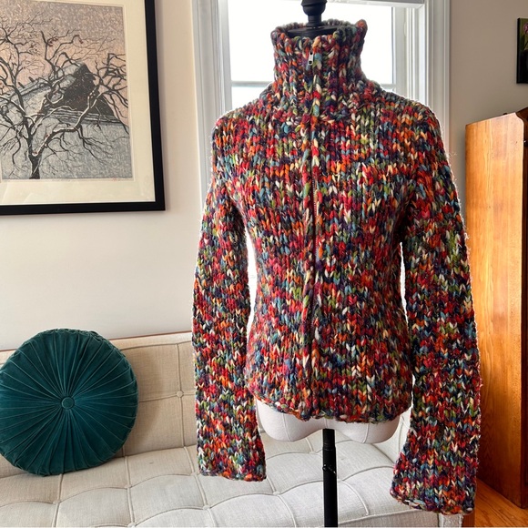 Hand Knit Zip-Front Sweater - Picture 4 of 10